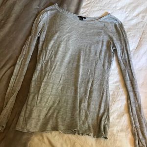 Express lightweight sweater/long sleeve T-shirt